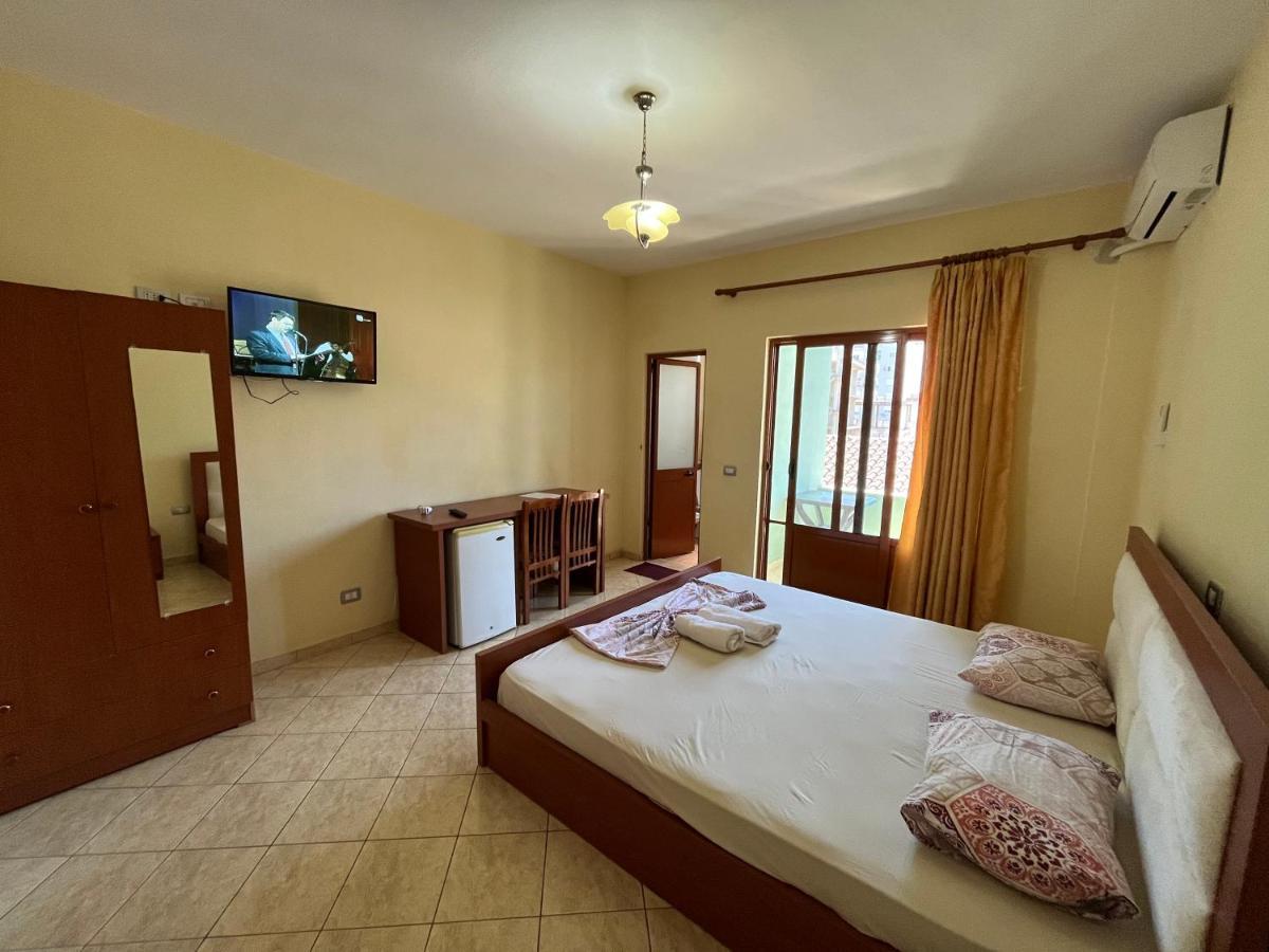Guest House "Pisha" Durrës 外观 照片