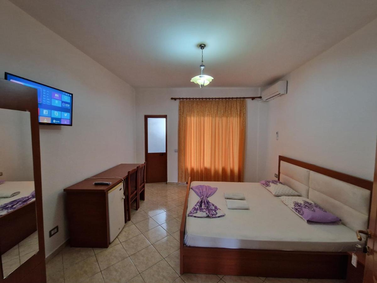 Guest House "Pisha" Durrës 外观 照片